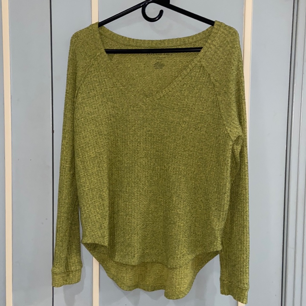 American Eagle long sleeve women’s top
